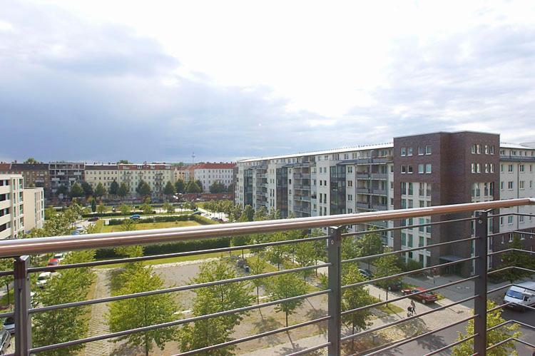 Spacious Studio Apartment Friedrichshain Berlin Room photo
